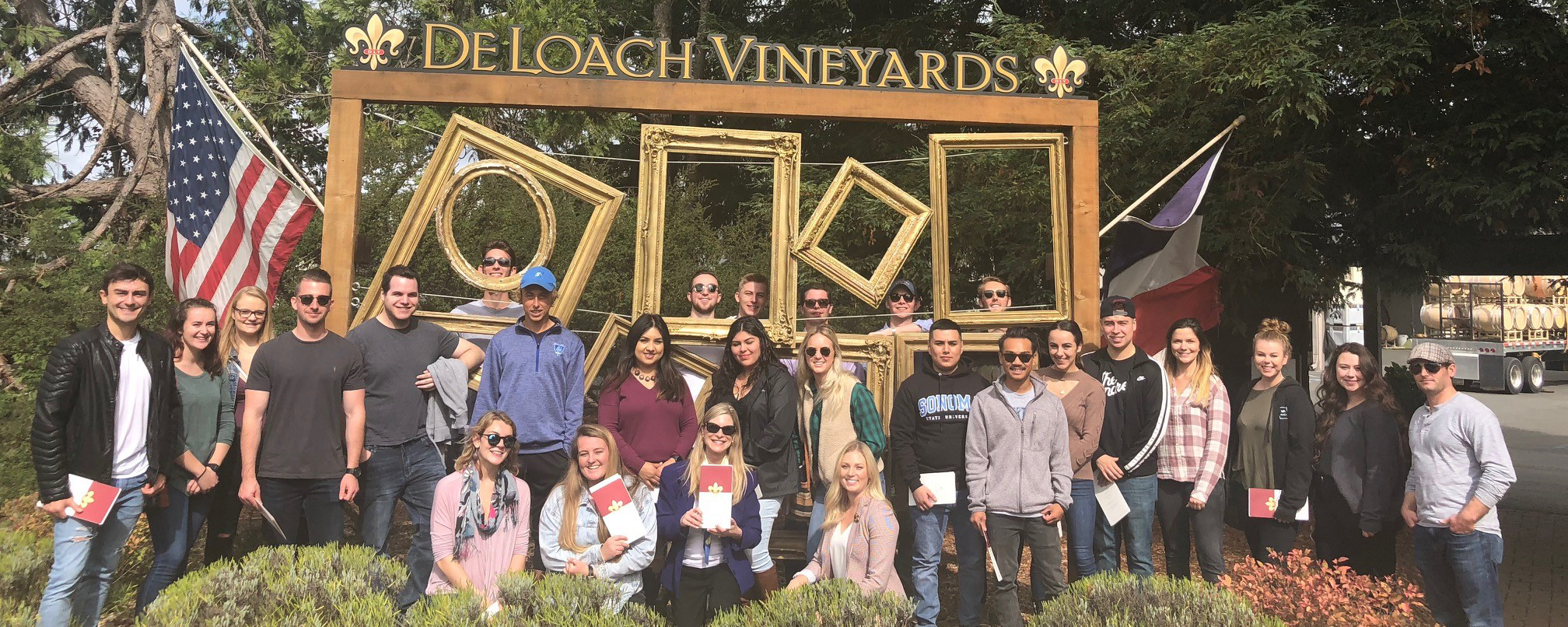 undergraduate wine students touring deloach